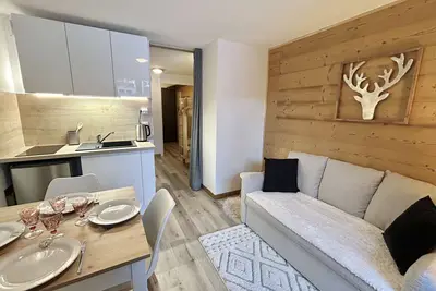 Image de Appartement cosy avec jardin et parking à Demi-Quartier