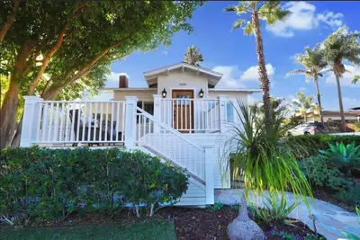 Image de Sun Dial at San Diego \/ Private Modern Retreat House \/ Pet Friendly \/ Near Airpo