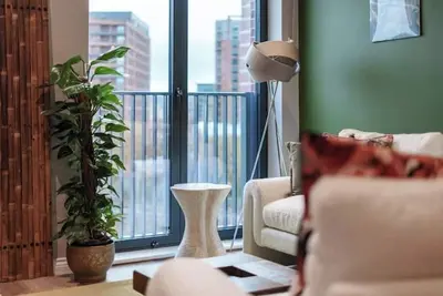 Balinese Escape - 2Bed 2Bath Leeds Centre and Stadium