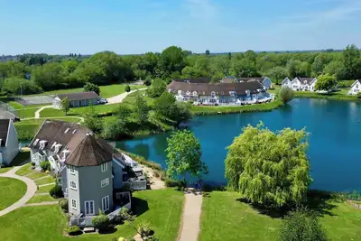 Image de 'Pepperpot' Lodge on Isis & Windrush Lakes with Great On-site Facilities