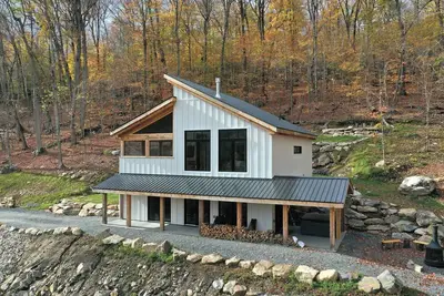 Image de 144 - Chalets du Cordon | Spa, Lac et Montagne