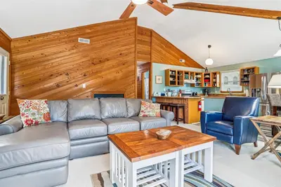 Image de Beachland -- Charming home in Chicahauk