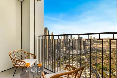 Image de Lively 2br btwn Difc & Downtown