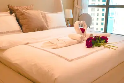 Image de Usmans Brand New 3 Bedroom Jbr Walk All Rooms Sea View 2 Balconies