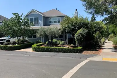 Image de 4-bedroom house in peaceful Yountville with Ac, WiFi.