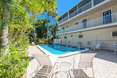 Image de Experience Anna Maria Island Paradise! Steps to Pool and Beach!