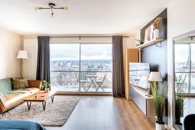 Image de Modern Apartment with Panoramic View in Mulhouse – 10th Floor