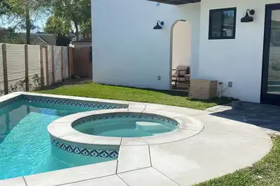 Image de New Build 3-bedroom house in coveted Rancho, salt water pool and spa,