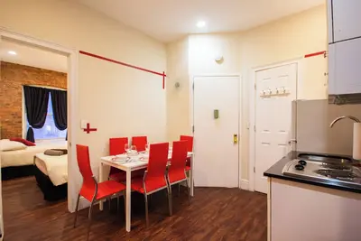 Image de Charming 2-bedroom apartment in pleasant New York 1 Bunk-Full/Twin, 2 Full beds