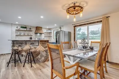 Image de Luxury Spacious House Great for a Family Retreat