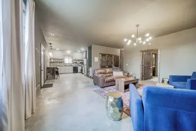 Image de The Concord: A charming 2-bed 2-bath pet friendly house in historic Saint James