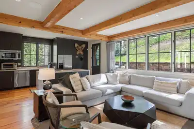 Image de Be our Guest (House)