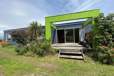 Image de Ōtaki Beach Gem - Coastal Family Getaway