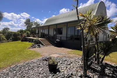Image de Hillside Barn - Just Minutes from The Beach