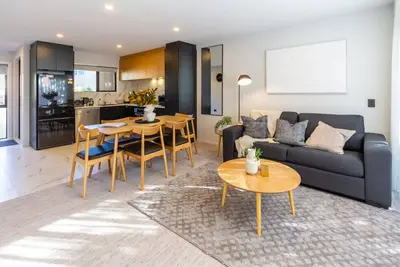 Image de 2 bed 2 bath with Carpark near Canterbury University