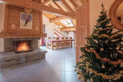 Image de Appartement 'Lou Betandy - 9 Pers' avec vue sur la montagne, jardin privé et Wi-Fi