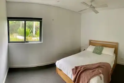 Image de Coastal Green Living - Short walk to beach, surrounded by parks and golf courses