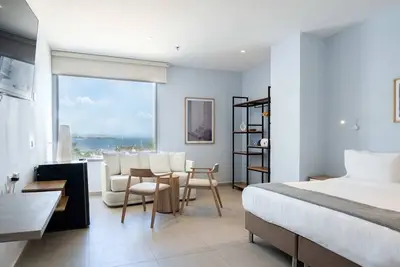Image de w* | Radiant 2br w/ Cozy Terrace in Ctg