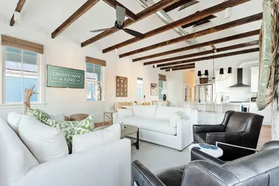 Image de Cozy 5br/5ba Downtown Gem - Close to King!