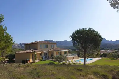 Image de Location vacances villa piscine Aureille Ls1-449