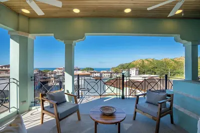 Image de Stunning 3-Bd Beachside Home with Small Pool