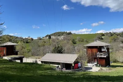 Image de Costebelle, Une belle maison de vacances pour 8 personnes à La Bréole,