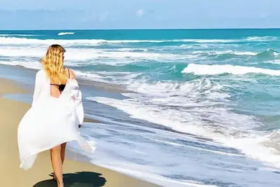Image de O-1 Gorgeous Beach Condo near shops & nightlife