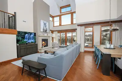 Image de Spectacular Ritz Carlton Penthouse Residence in Vail. Two levels! !
