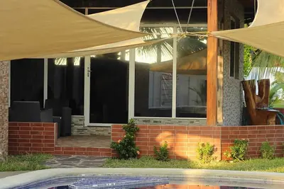 Image de Spacious 5-bedroom house in charming Sonsonate with WiFi, Ac