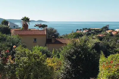 Image de A Casa Apa, Vue splendide sur la mer Ă quelques pas