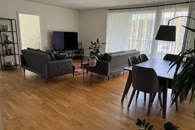 Modern Fully Equipped Apartment - Free Parking