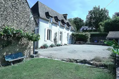 Image de Maison de campagne familiale Ă 600 m du centre de Sarlat