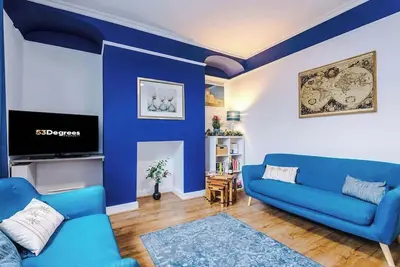 Image de Charming Home, Perfectly Located in Chester!