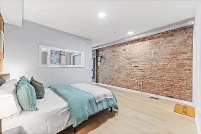 Image de Stylish Loft Downtown w/ Views + Near River/Trails