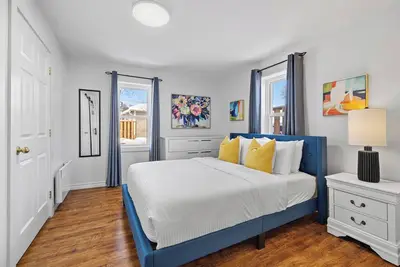 Image de Stylish & Comfy 2 Bedroom Apt Downtown Ch'town