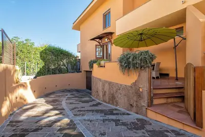 Image de Sardinia Re - Bouganville House