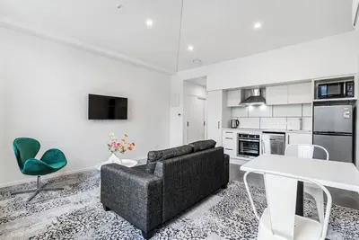 Layard Apartments 533 - West Auckland Apartment