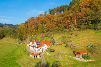 Image de Location-Confort-Salle de bain privée séparée-Vue sur la campagne-Schwarzwald. . .