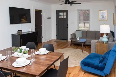 Image de Quiet Gvl Home: Walk to D/Town!