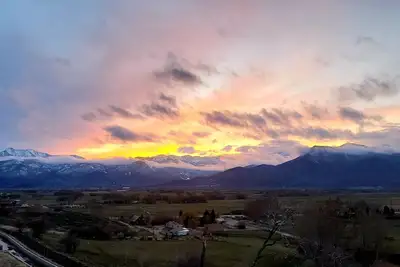 Image de Spacious 7-bedroom house near Park City 10 miles away from resorts