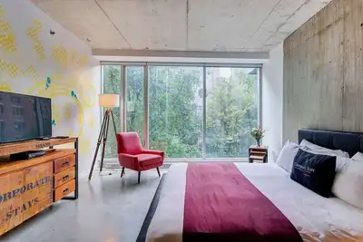 Image de Spacious Loft in Heart of Montreal, Prime Location
