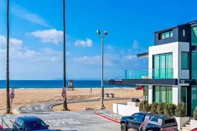Image de Oceanview, Steps to Beach, Ac + Parking!