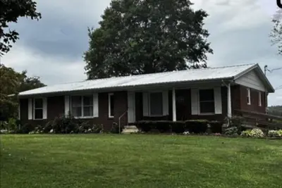 Image de Experience Peace, Relaxation and Comfort in Kentucky with a touch of Kenya!