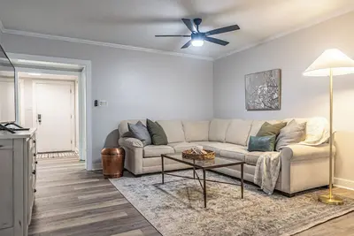 Image de The Downtown Pines Hideaway - Walkable to Downtown Southern Pines!
