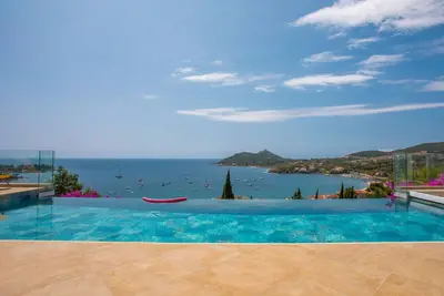 Image de Studio 'La Palmeraie' avec vue sur la mer, Wi-Fi et climatisation