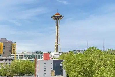 Image de SpaceNeedleNest: Retro Chic-Free Parking-Rooftop