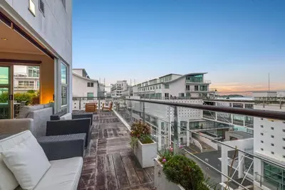 Image de Waterfront 1 Bd Apt with Ac, Wifi, Princess Wharf