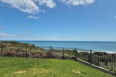 Image de Beachfront Beachfront Beachfront!