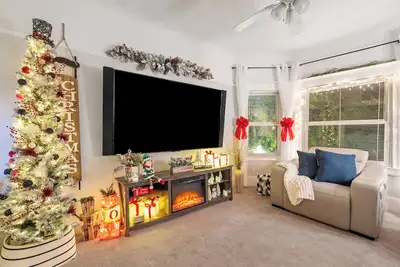 Image de Santa's Secret Hideaway in Sacramento