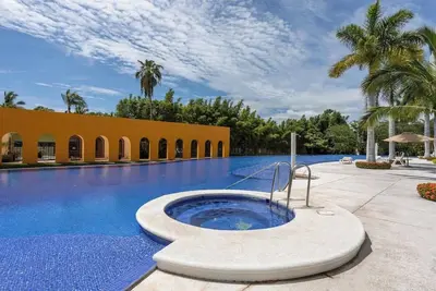 Image de El Tigre Luxe & Cozy Stay: Pool, Balcony and WiFi!